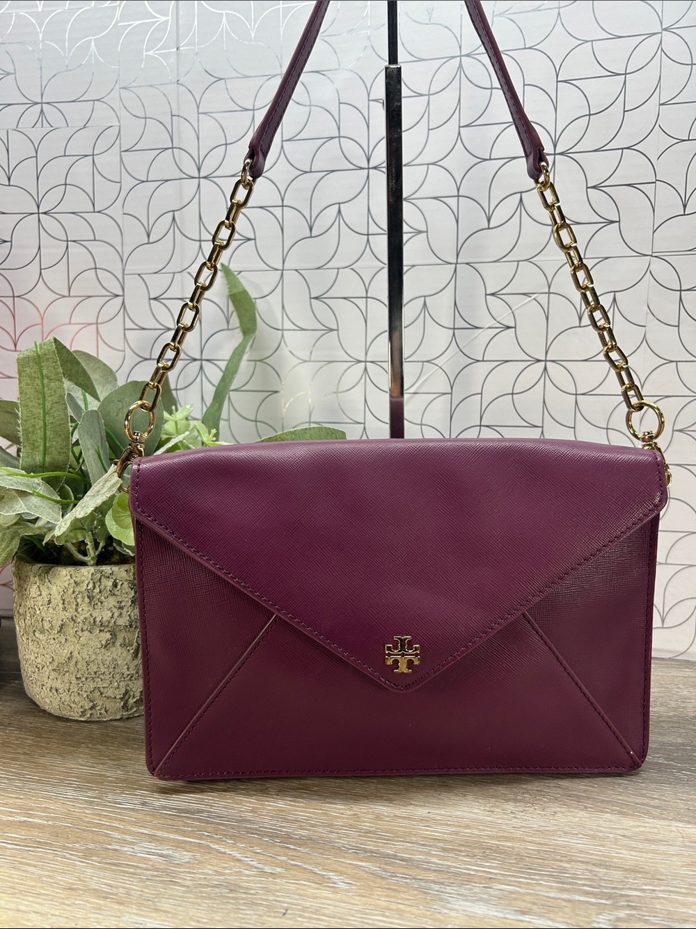 2519 Tory Burch Plum Leather Shoulder Bag 952519
